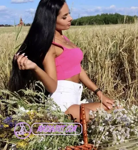 Аня