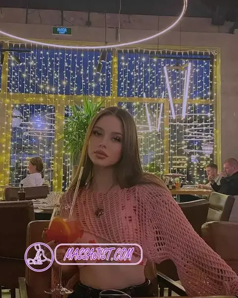 Шерил — боди-массаж Москвы